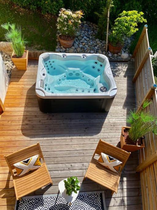 Androsace Appartement Dans Chalet Bois Avec Jacuzzi Privatif Terrasse Et Vue Montagne Les Villards-sur-Thônes Εξωτερικό φωτογραφία